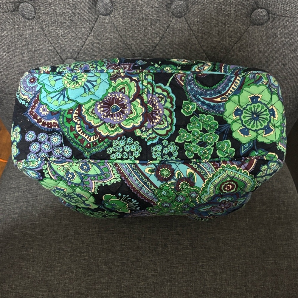 Vera Bradley Green and Blue Paisley Shoulder Bag - Picture 4 of 4